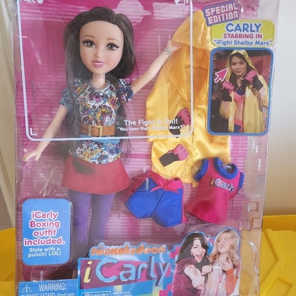 ICarly I Fight Shelby Marx Doll - Picture 1 of 4